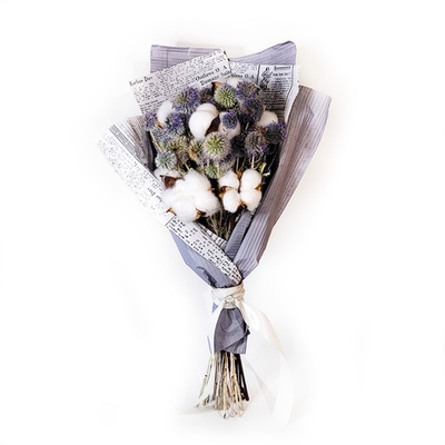 Букет сухоцветов Хлопка и Мордовника 40х25 см