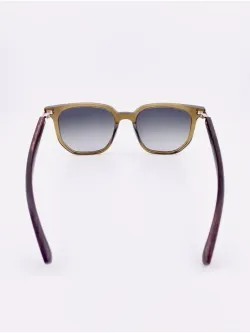 Очки солнцезащитные