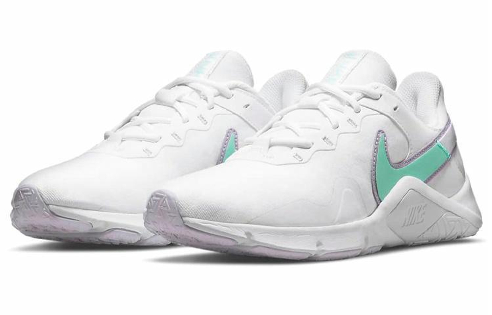Кроссовки Nike Legend Essential 2 (Женская размерная сетка)