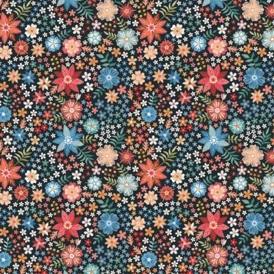 Разноцветная вышивка на черном