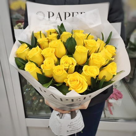 Букет из 25 желтых роз (Кения 40 см)