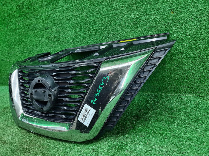 Решетка радиатора Nissan X-Trail T32 (2017-2022)