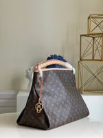 Louis Vuitton Artsy MM