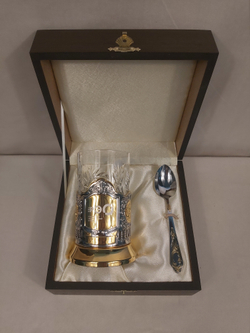 Чайный набор с подстаканником с позолочением  и индивидуальной гравировкой в шкатулке на заказ