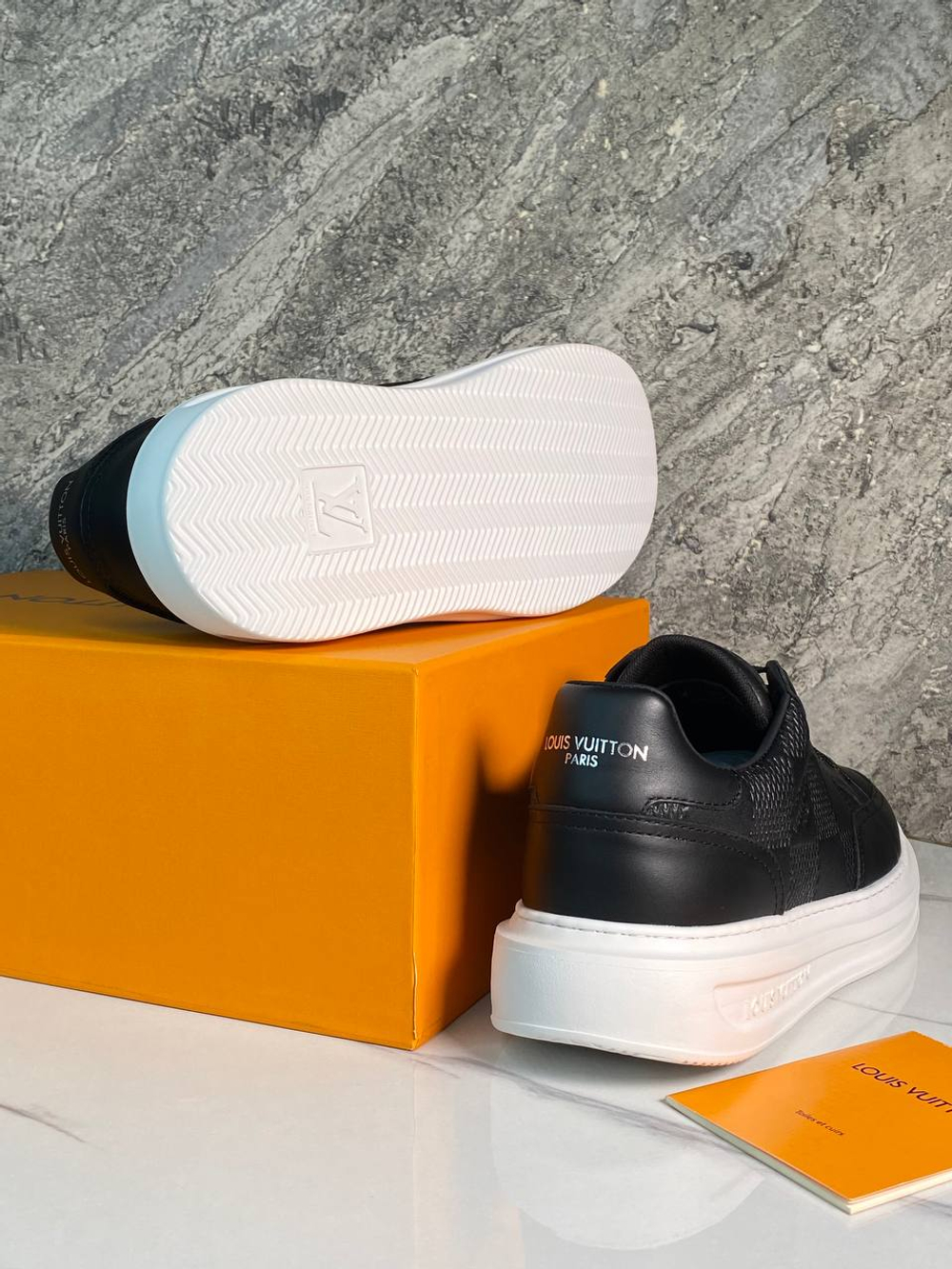 Кроссовки Louis Vuitton