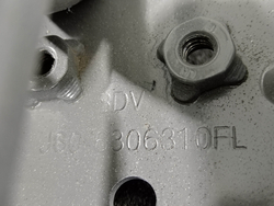 Петля крышки багажника левая Omoda S5 22-нв Б/У Оригинал J606306310FLDY