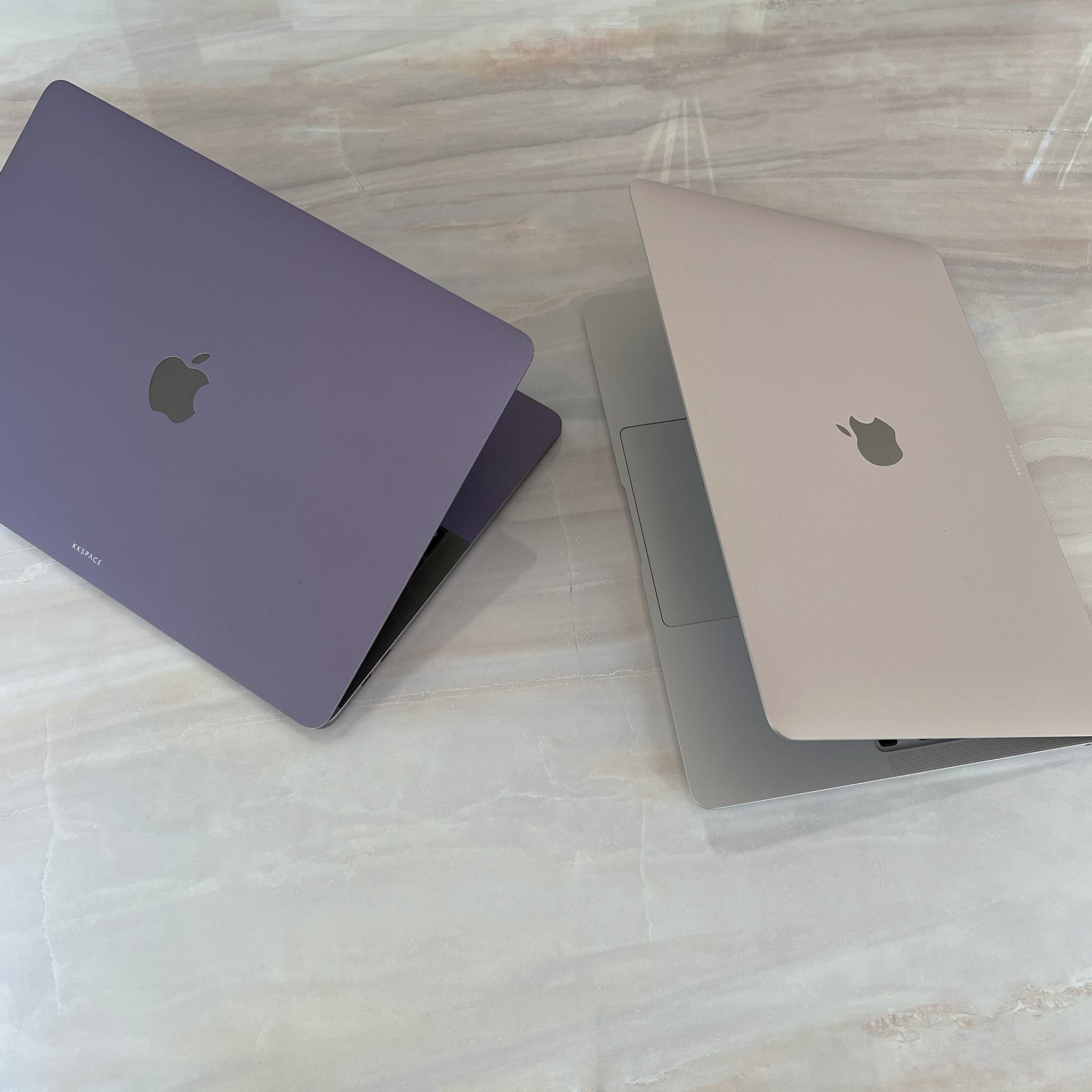 Виниловая наклейка BEIGE для MacBook