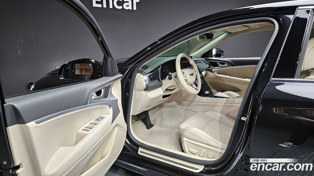Genesis The New G70 Бензин 2.0T 2WD (03.2022)