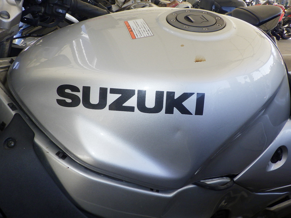 Suzuki RF400RV 040930
