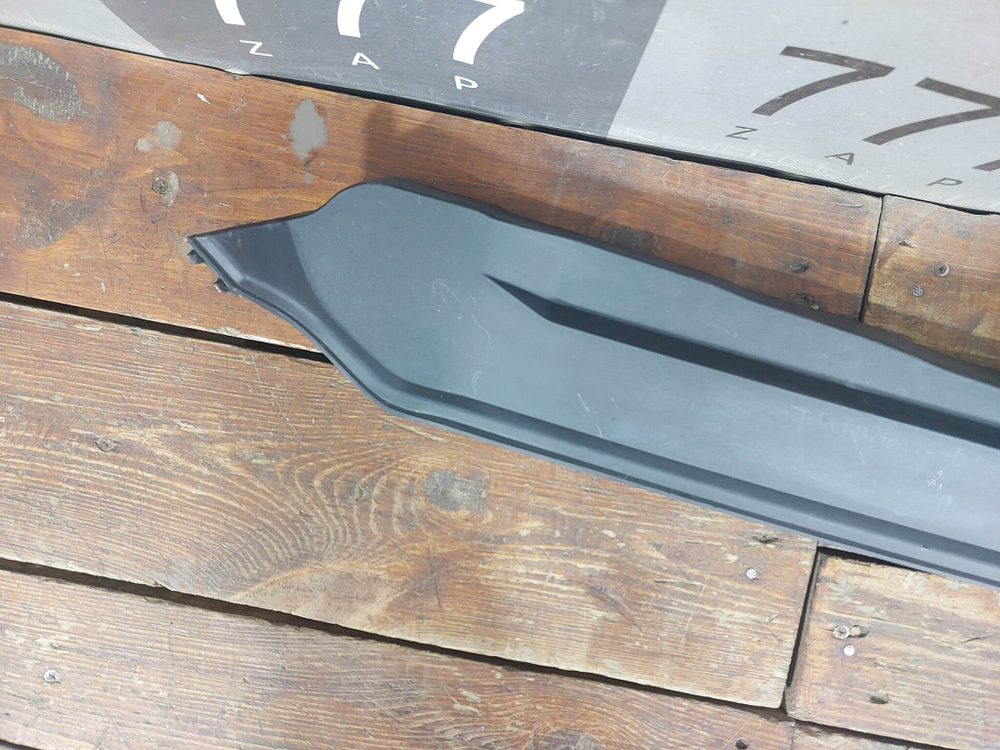 Накладка крыла правого Genesis GV70 20-нв Б/У Оригинал 84169AR000