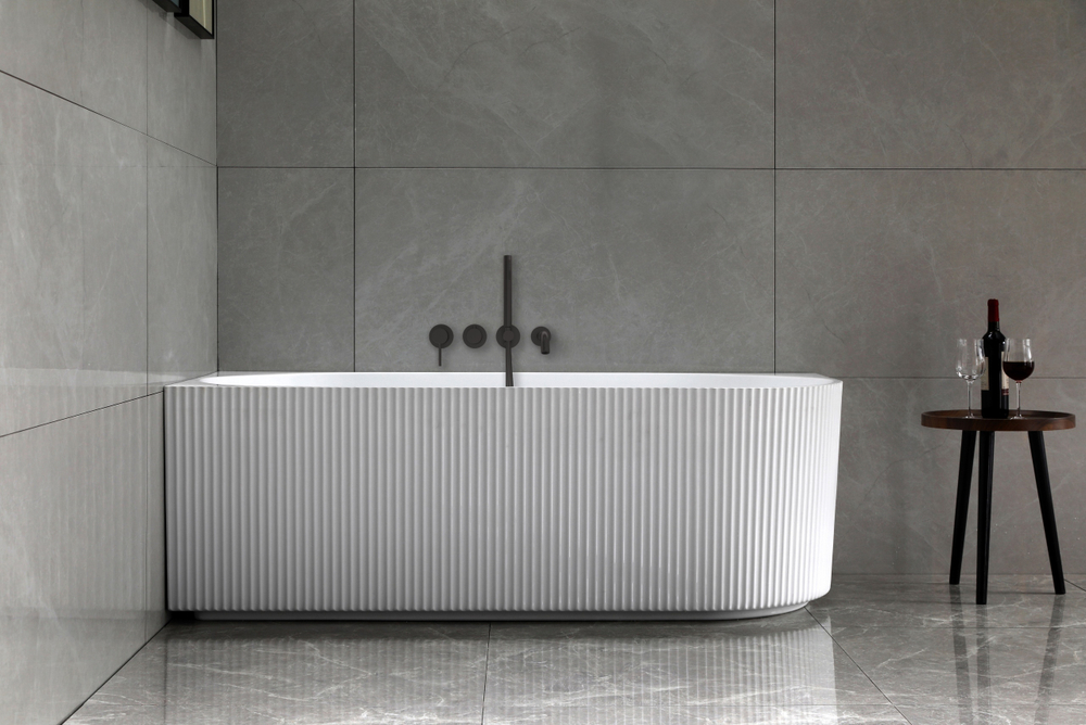 Ванна акриловая Vincea VBT-428-1700L, 1700*800*580, цвет белый, левая, щелевой перелив