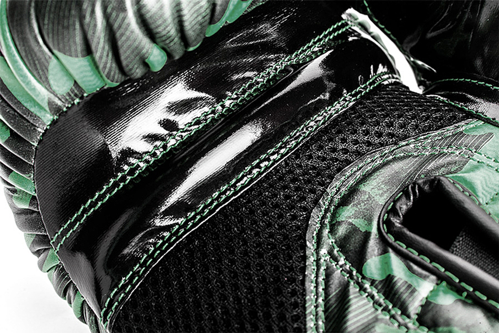 UFC PRO  Перчатки для бокса CAMO NIGHT VISION - L/XL