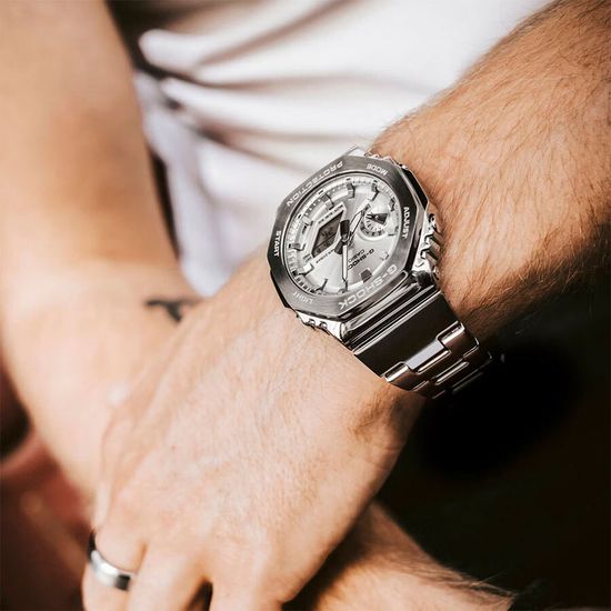 Наручные часы Casio GM-2110D-7A