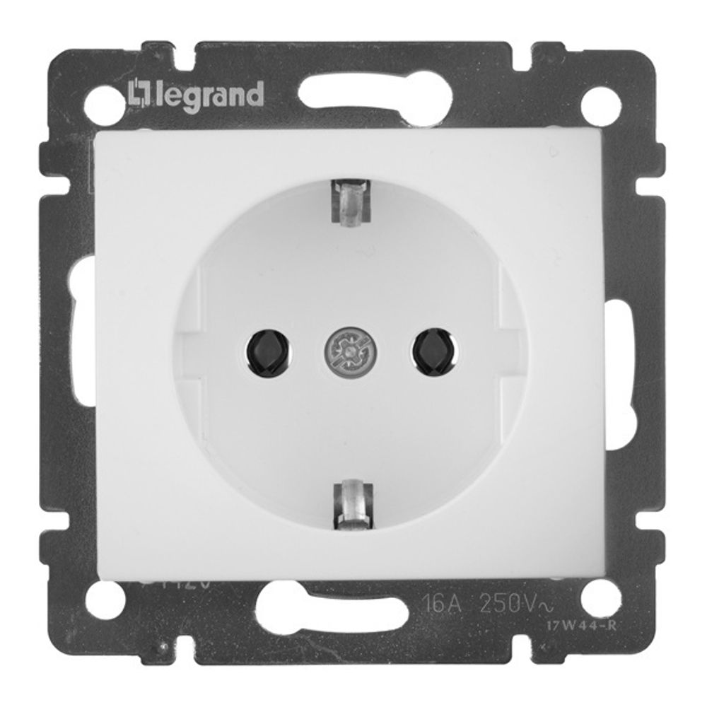 Розетка Legrand Valena с заземлением белая