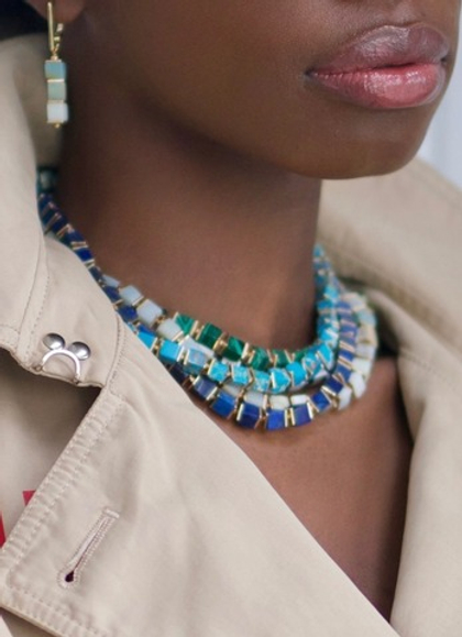 Колье "КУБ" кахолонг