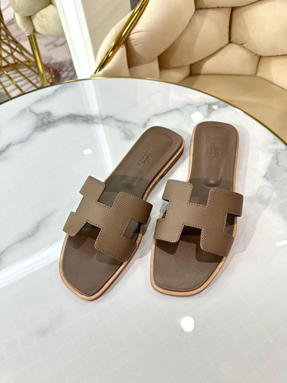 Шлепанцы Hermes