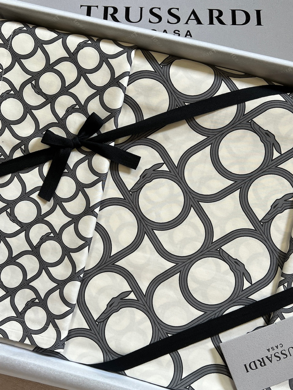 Постельное белье 2 спальное евро макси Trussardi Contemporary Logo бежевое