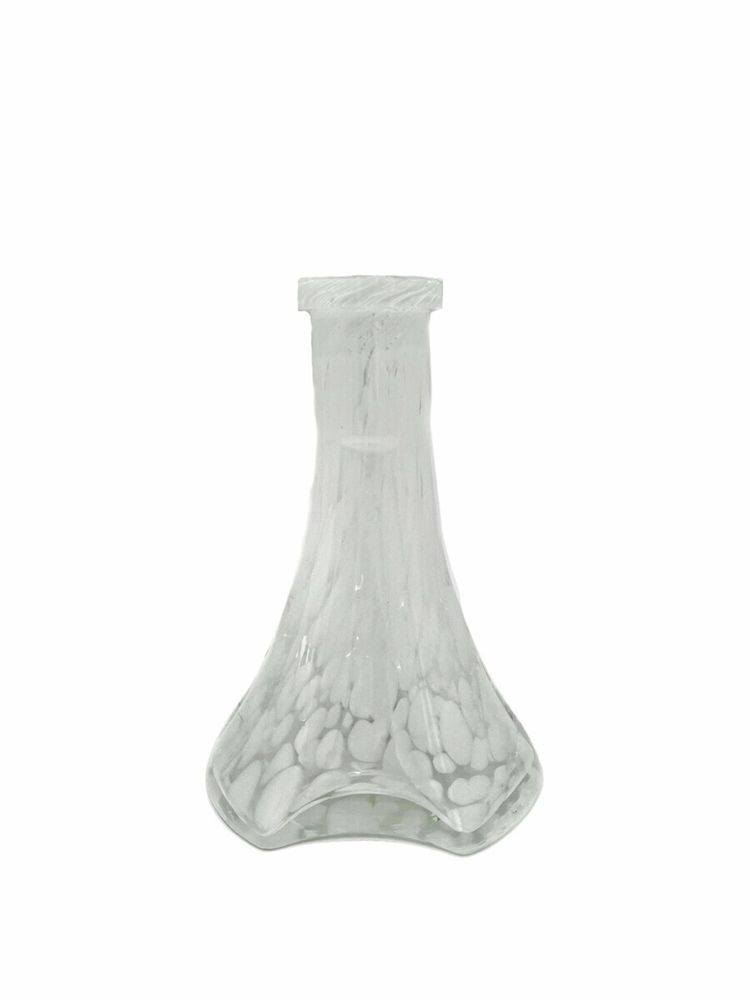 Wazon VG Pyramid Milk Crumb