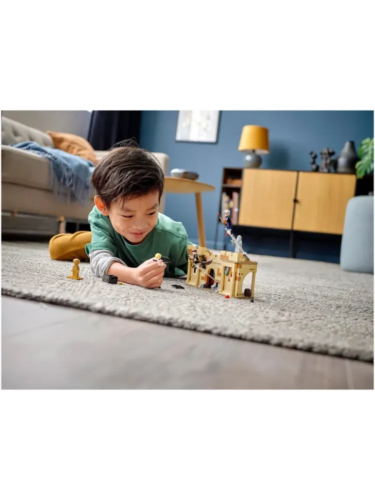 Конструктор 76395 Harry Potter Хогвартс: первый урок полётов