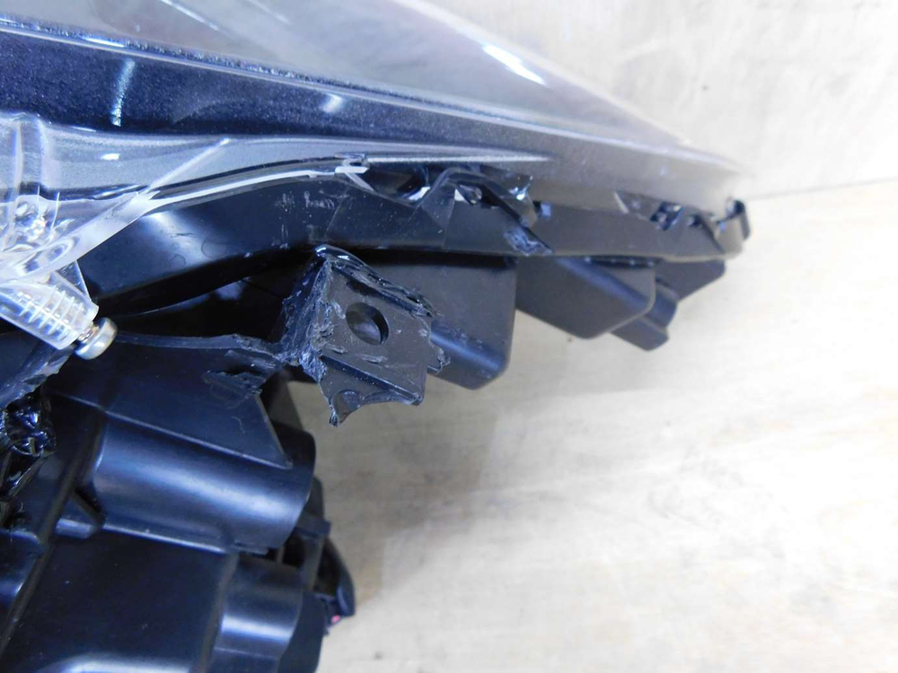 фара левая Mazda CX5 KFEP 2023