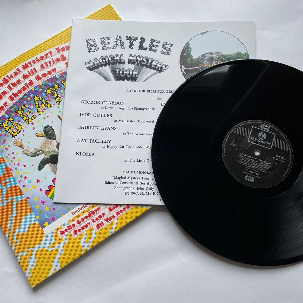 Винтажная виниловая пластинка LP The Beatles Magical Mystery Tour (Англия 1988)
