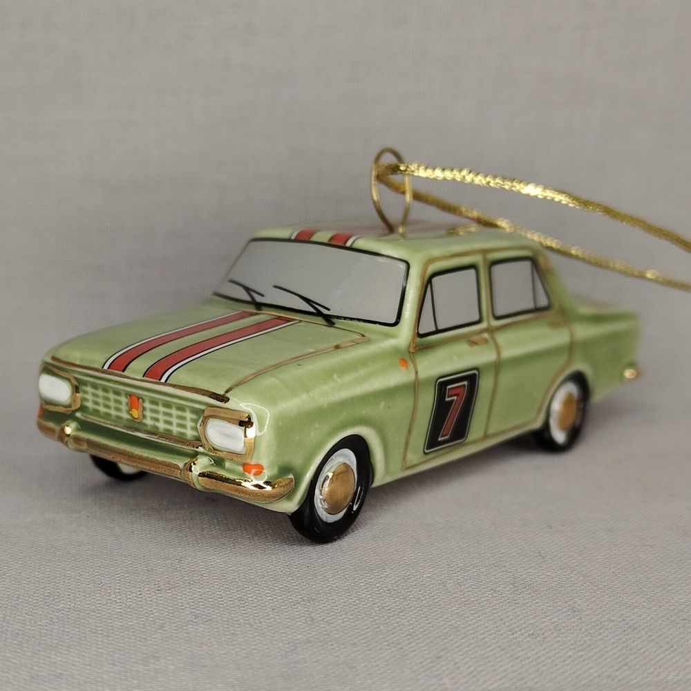Фарфоровая ёлочная игрушка Автомобиль 412 спорт
