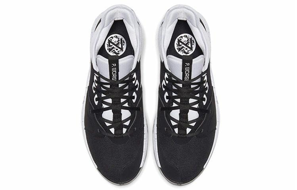 Кроссовки Nike Pg3