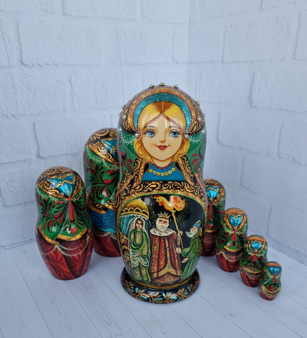 Матрешка "Сказка о золотом петушке" 7 мест