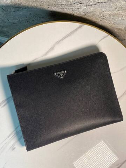Папка Prada