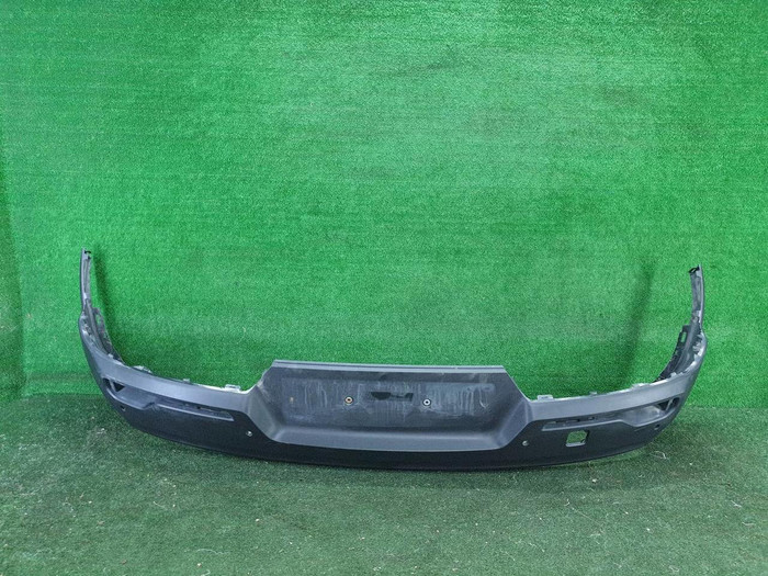 Бампер задний Volvo XC40 (2017-2022)