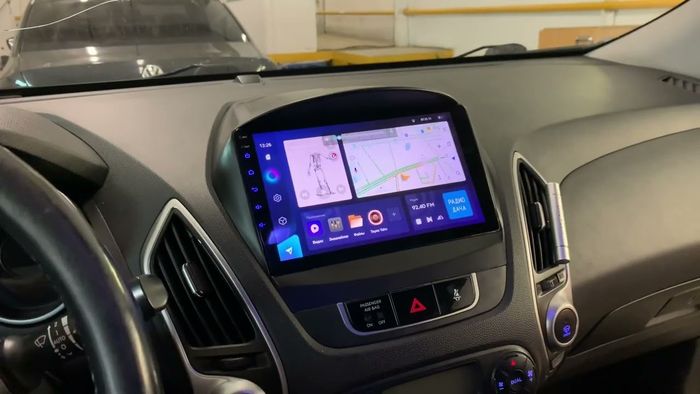 Магнитола для Hyundai iХ35, Tucson 2 2009-2015 (без штатного усилителя) - Teyes CC2 PLUS монитор 9" QLED, Android 10, Быстрая, SIM-слот