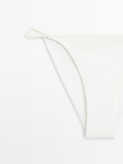 Massimo Dutti Плавки бикини со сборкой, белый