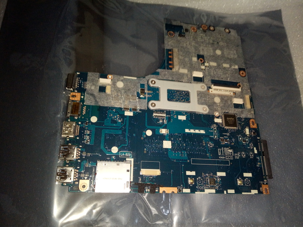 Материнская плата для ноутбука Lenovo ideapad B50-45 LA-B291P ZAWBA/BB UMA AMD E2-6110 1000 FP (5B20F86189), оригинал