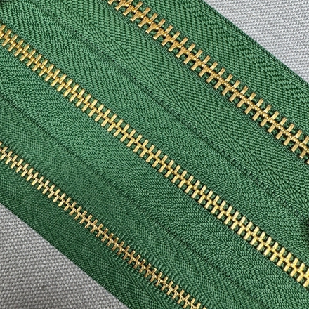 Молния YKK #8 латунь, Япония