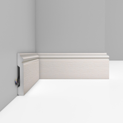 Плинтус напольный Decomaster D005-1070 79х13х2400мм