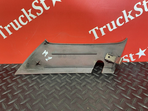 Накладка переднего бампера левая