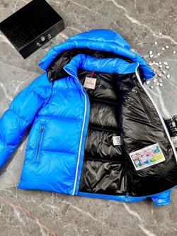 Пуховик Moncler