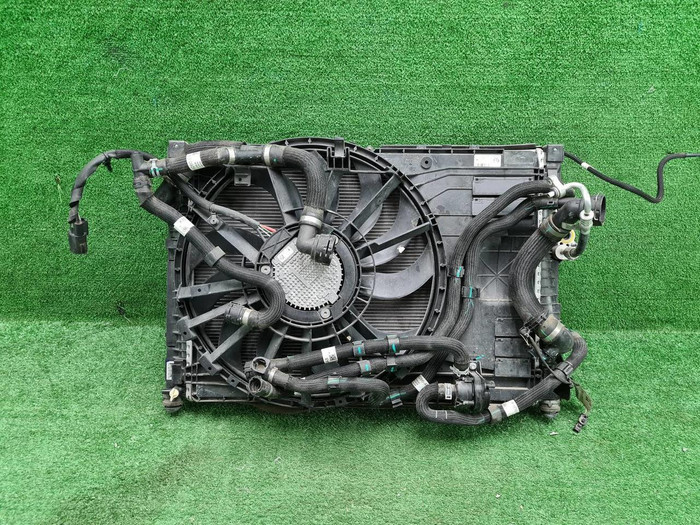 Кассета радиаторов LR Discovery Sport (2019-н.в.)