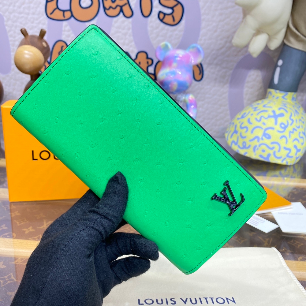 Louis Vuitton Brazza Wallet
