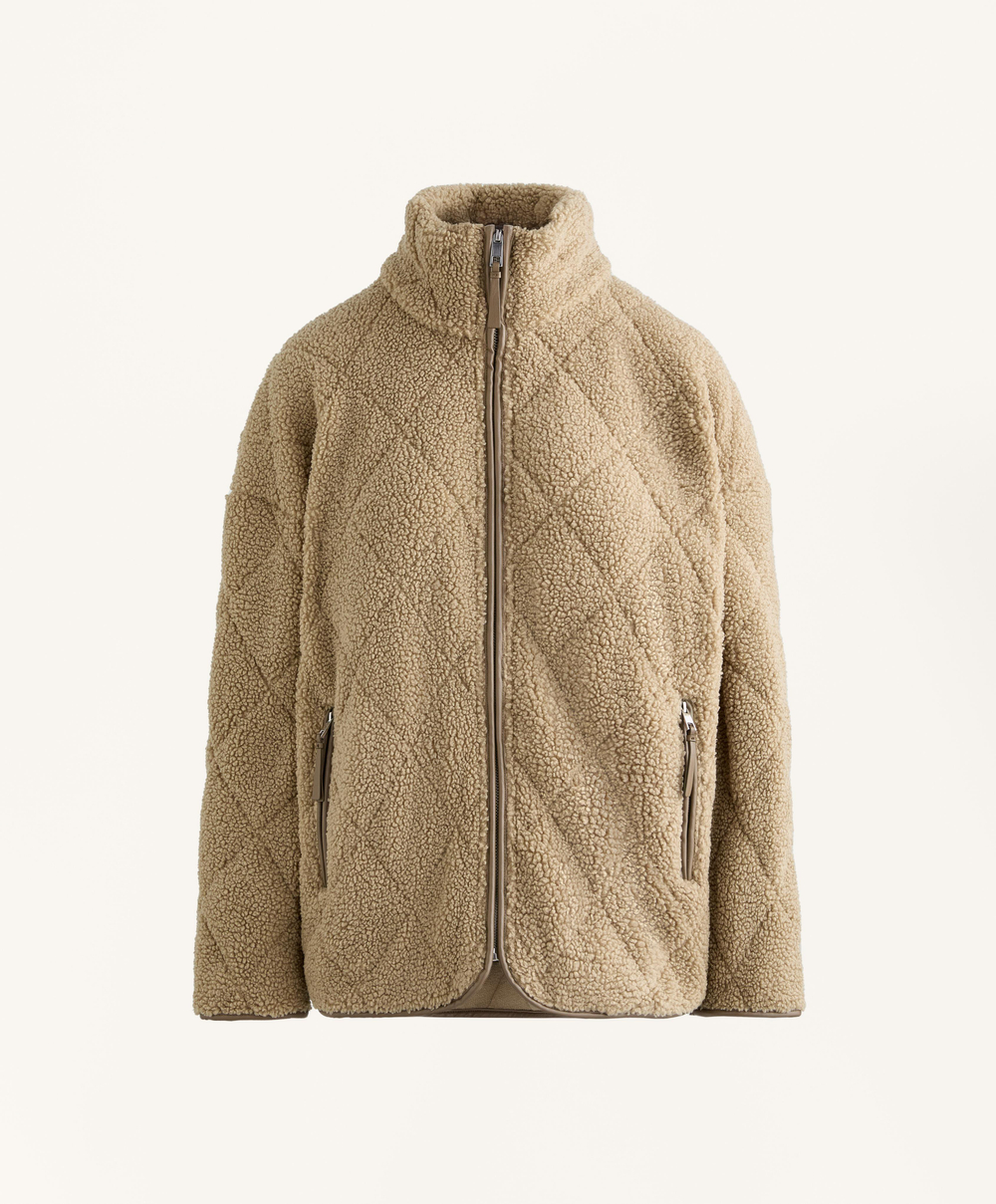 Oysho Стеганая куртка из искусственной овчины в ромбы, бежево-зеленый