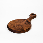 Деревянная разделочная доска из древесины сибирского кедра для овощей с гравировкой RD40