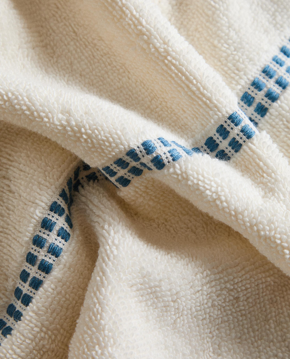 Zara Home Полотенце для лица и рук из хлопка, слоновая кость · 2592/013