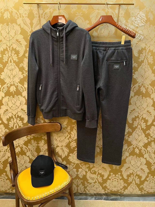 Спортивный костюм Dolce & Gabbana