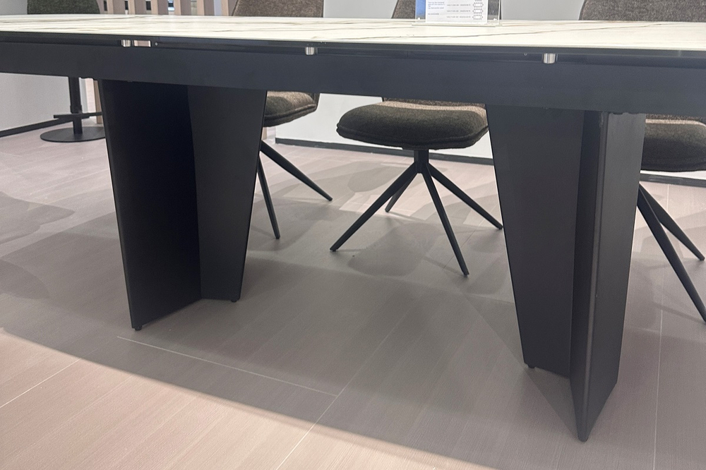 Стол М-City DISAUR Миккел (Mikkel) 200 Tl-188, Испанская керамика, Черный