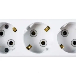 Колодка розеточная Makel 6 гнезд с заземлением 16А 3600Вт белая MGP 181