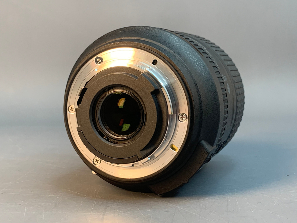Nikon 18-300mm 3.5-5.6G ED AF-S VR DX
