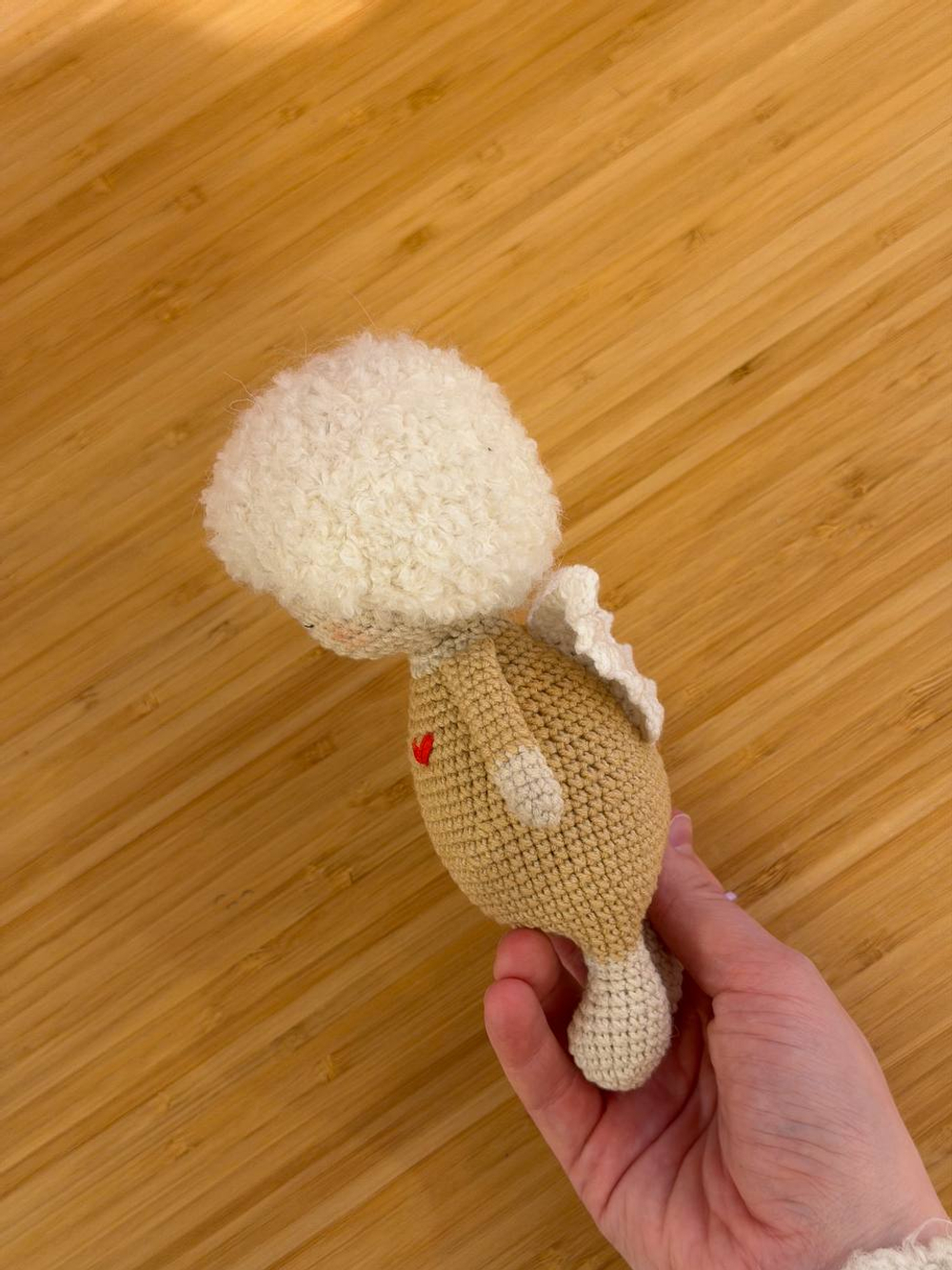 Ангел вязаный, Бежевый