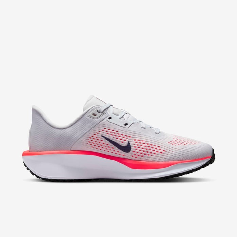 Кроссовки женские NIKE Quest 6