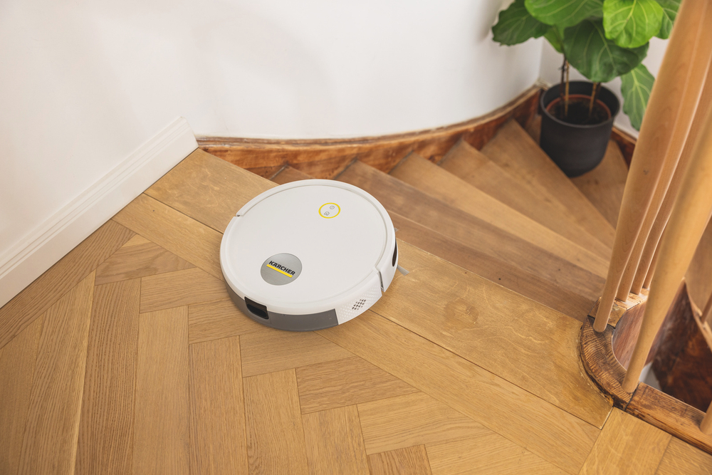 Робот-пылесос с функцией влажной уборки пола RCV 2