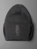 Шапка женская на осень рваная